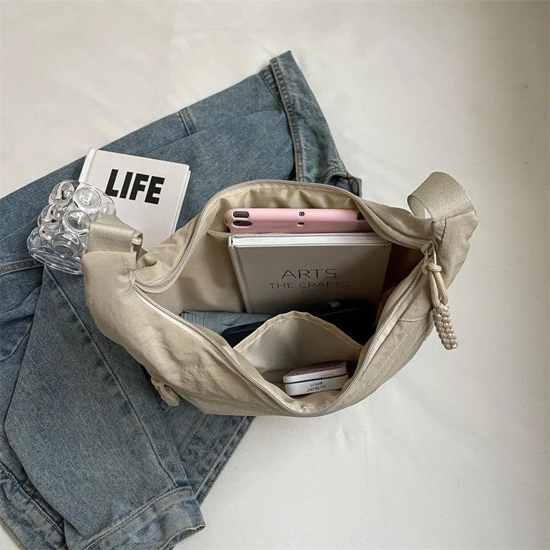 Durable Nylon Fabric Shoulder Bag High Capacity Women's Crossbody Messenger Bag Stylish Leisure Hobo Handbag for Everyday Use
