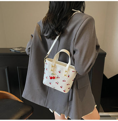 Women PU Cherry Shoulder Bag Large Capacity Trendy Commuting Bag with Cherry Pendant Stylish Crossbody Bag Aesthetic Handbag