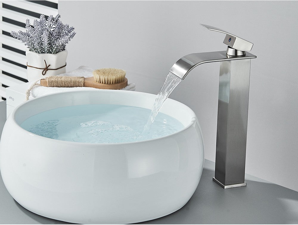 Brushed Golden Basin Faucets Elegant Waterfall Bathroom Sink Faucet Single Lever Hole Deck Mount Brass  Mixer Taps