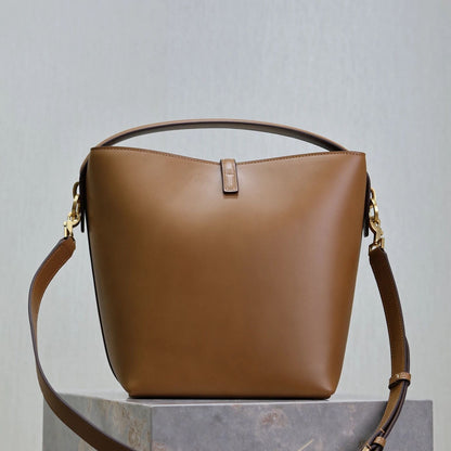 New Handbag Luxury Designer Bucket Bag Women's Large-Capacity High-Quality One-Shoulder Tote bag Fashion Commuter Messenger Ba