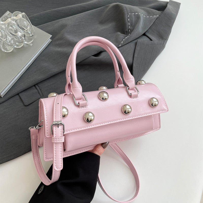 Bolsa de Ombro Pequena Retrô com Rebites de Couro PU LEFTSIDE para Mulheres Tendência 2025 Bolsas de Mão de Luxo Y2K e Bolsas Transversais Femininas