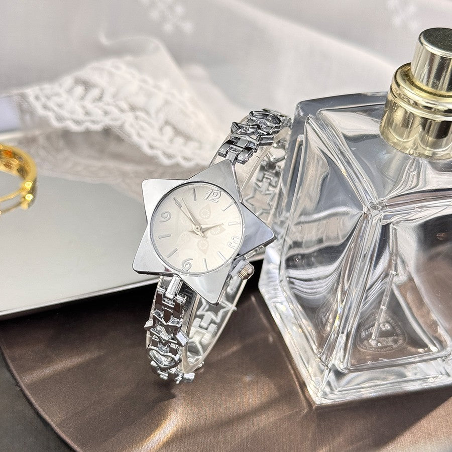 New Creative Fashion Minimalist Holiday Star Bracelet Watch Jewelry High-End Ladies Quartz Watch Elegant Timepiece Accessory