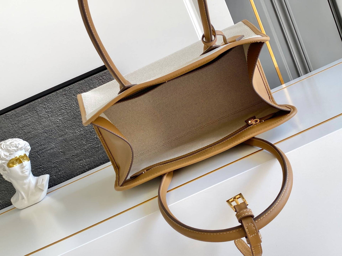 Designer Bags Woman Luxury 2025 Spacious Famous Brand Handbag New Luxury Arrival Womens Bag For Fashion