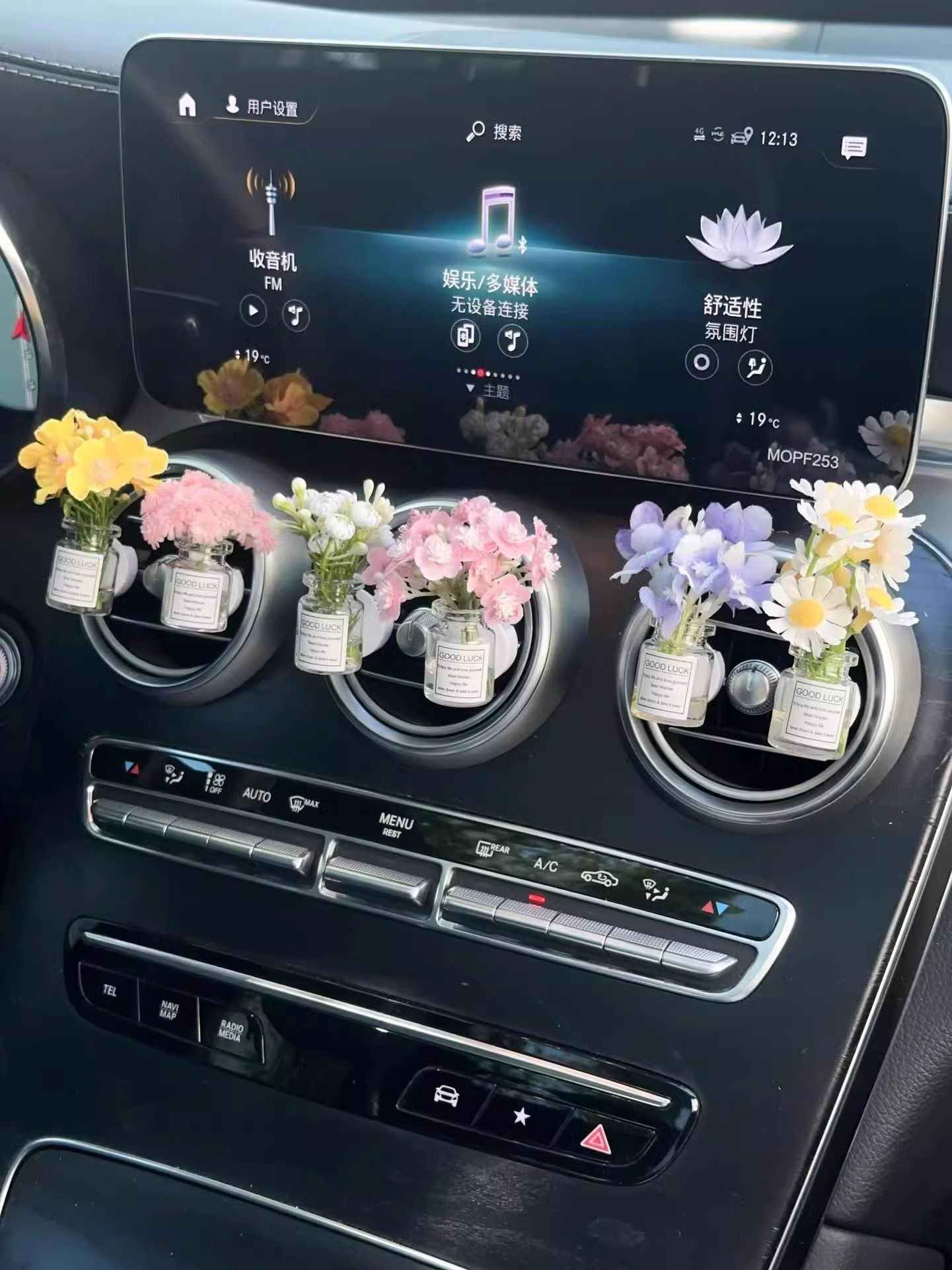 Enfeites de clipe de saída de ar do console central do carro, flores simuladas, clipe de carro, enfeites de vaso de vidro de jasmim, respira bebê para meninas, decorações