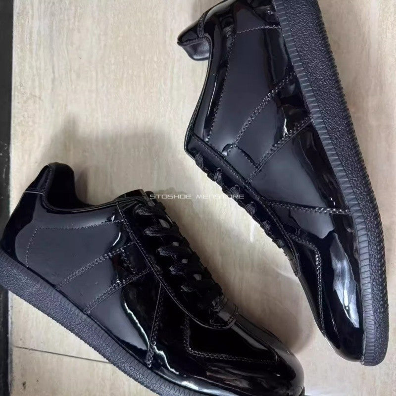 Men's Shoes Casual Sneakers New Fashion Coating Graffiti Low-Top Casual Single Shoes Large Size Patent Leather Sports Shoes