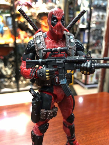 Em estoque NECA X-Men Deadpool Boneco de Ação Em Estoque Super Herói Deadpool Boneco Modelo Colecionável Ultimate Presente de Aniversário para menino