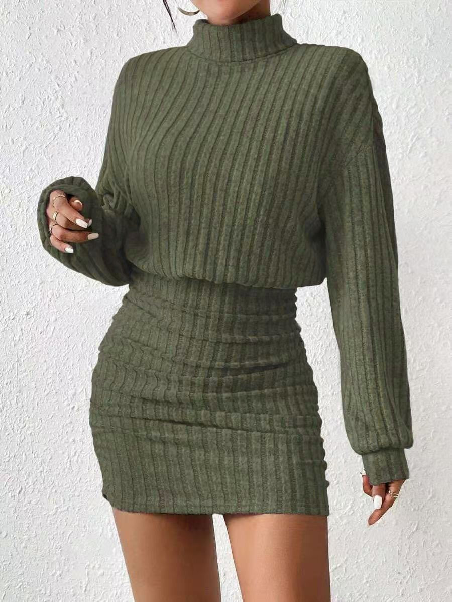 The new autumn style of the tight-fitting long-sleeved high-neck striped knitted sexy dress
