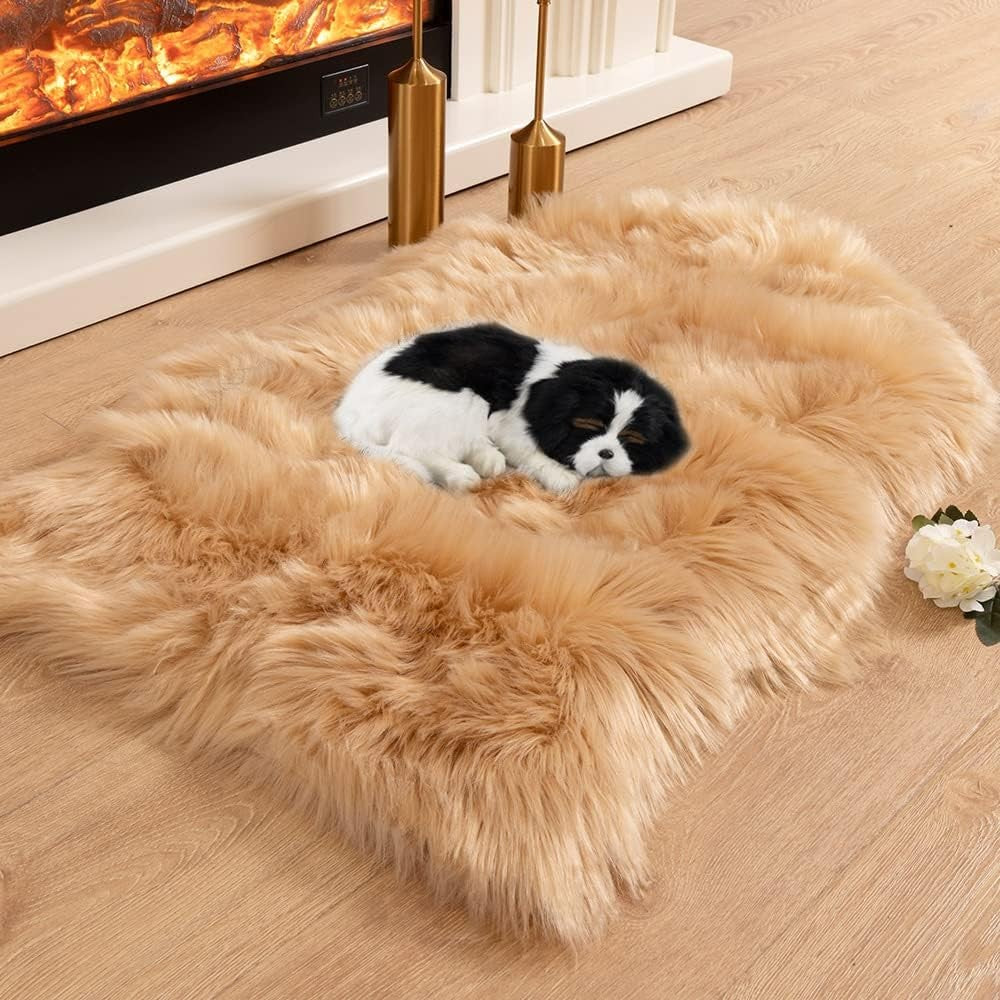 Soft Shaggy Faux Fur Rug Non-Slip Floor Mat 60x90CM Extra Thick Plush Bedroom Rug for Living Room Warm Carpet Machine Washable