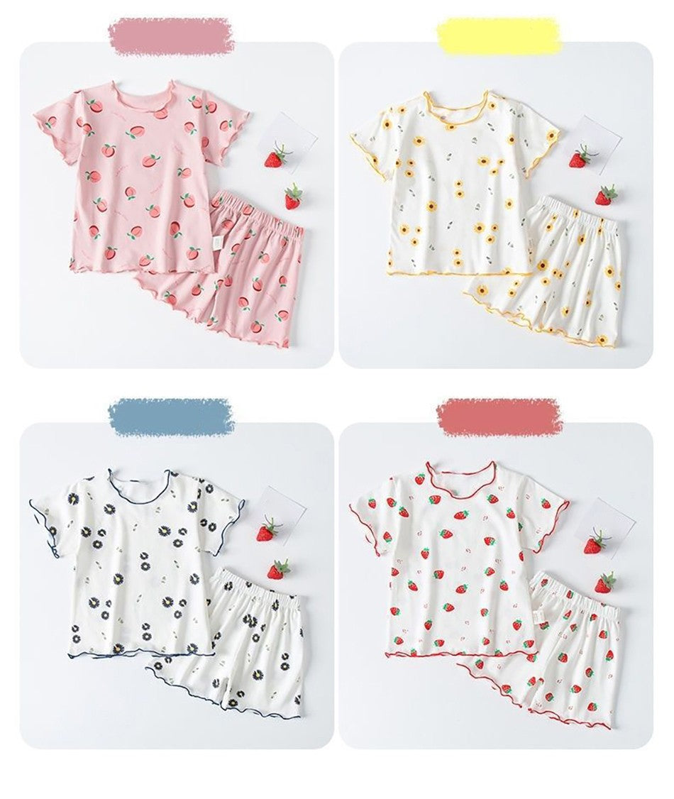 Girls Summer Pajama Sets Stylish Cartoon Pattern Printing Short Sleeve Top and Pants Made from Luxurious Cozy Ice Silk Material