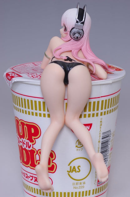 Action Figure de Anime Super Sonico 10CM PVC Modelo Brinquedo Decoração de Bolo Vestido de Banho SoniComi Noodle Stopper Figura de Presente