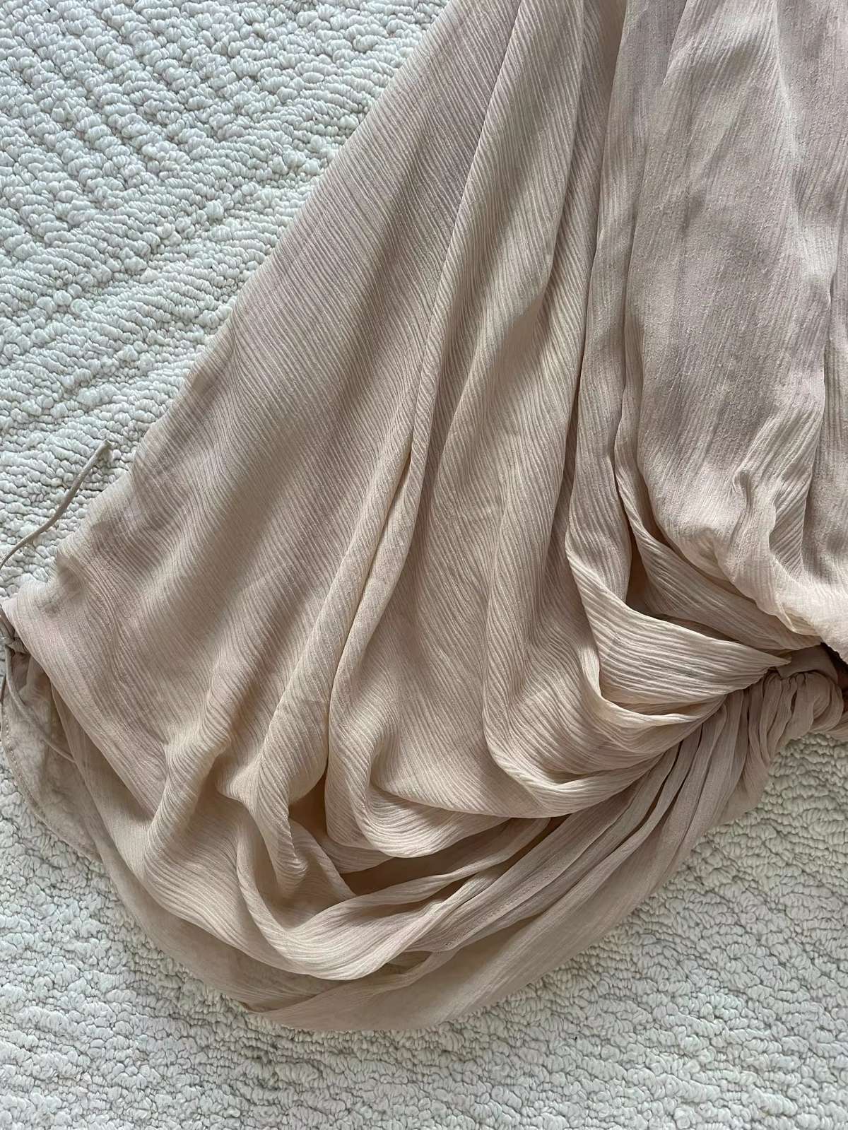 Ladies 100% Silk Elegant Set Pure Color Drawstring Long Sleeve Round Neck Shirt + A-Line Elastic Waist Maxi Skirt Holiday Suits