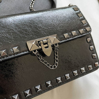 Rivet Small Shoulder Bags For Women Black Punk style Crossbody Bag Fashion Chain Flap Bag Leather Purses Designer Female Handbag