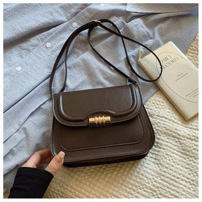 Latest Retro Crossbody Bag for Women High End Fashion Saddle Shoulder Handbag Unique Design