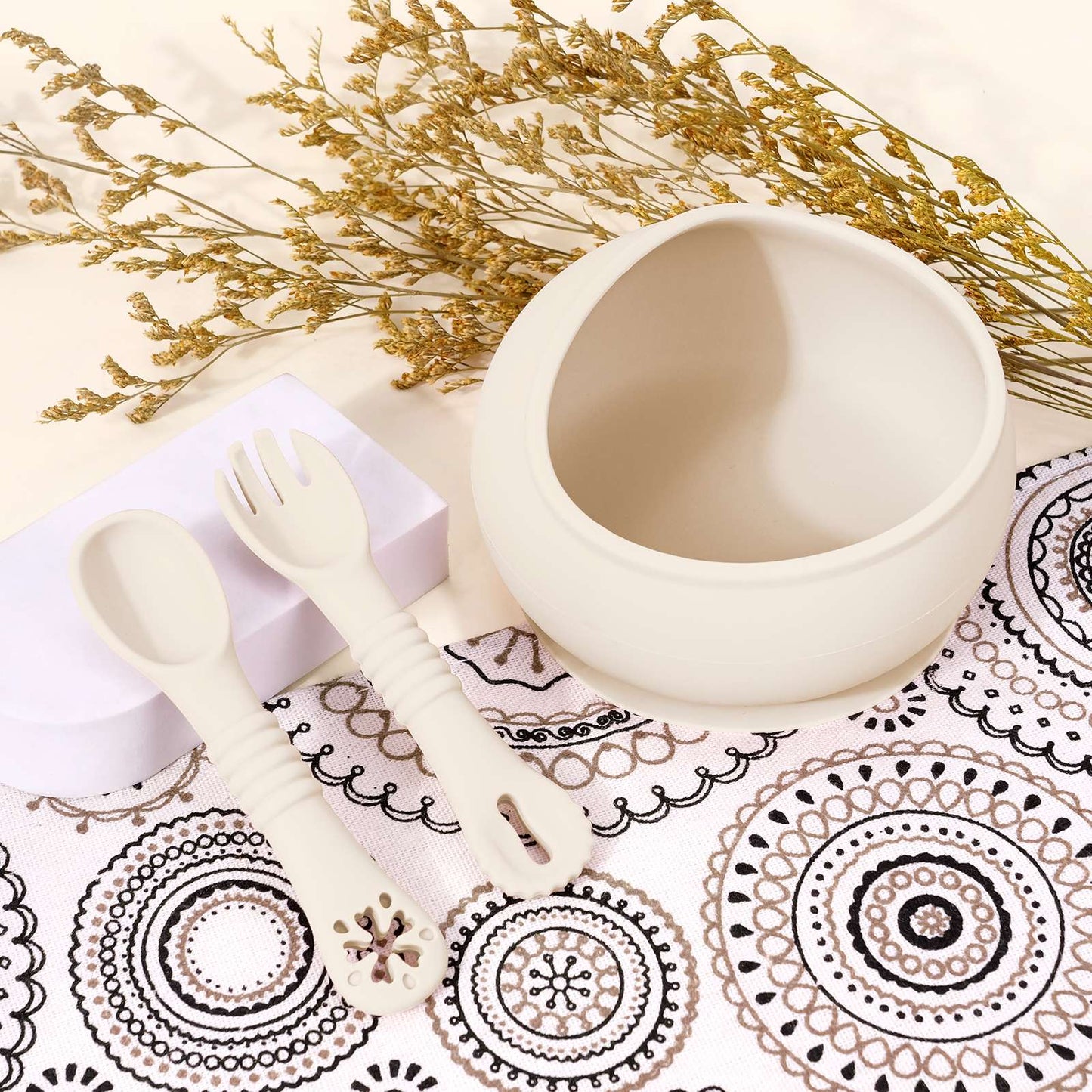 3Pcs Silicone Baby Feeding Bowl Set Learning Dishes Suction Bowl Feeding Spoon For Baby Toddler Training Bendable Chew Utensils