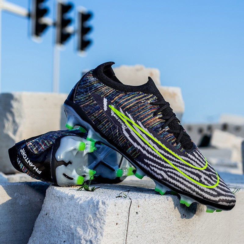 New Men Soccer Shoes Grass Professional Training Football Shoes Society Cleats Football Field Boots Fast Indoor Sneaker Non Slip