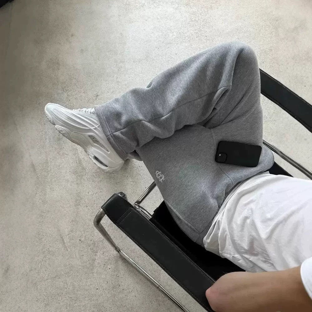 2025 European and American fashion embroidery design men clothing set Y2k street Harajuku Gothic loose couple casual tracksuit