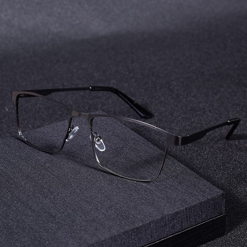 High Quality Stainless steel Reading Glasses Men Women Fashion Presbyopic Eyeglasses Business Hyperopia Anti Blue Light Eyewear1