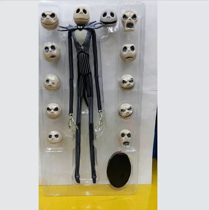 Coleção de Brinquedos 25º Aniversário: Boneco Articulado de Luxo Jack Skellington de O Estranho Mundo de Jack com Cabeças Intercambiáveis
