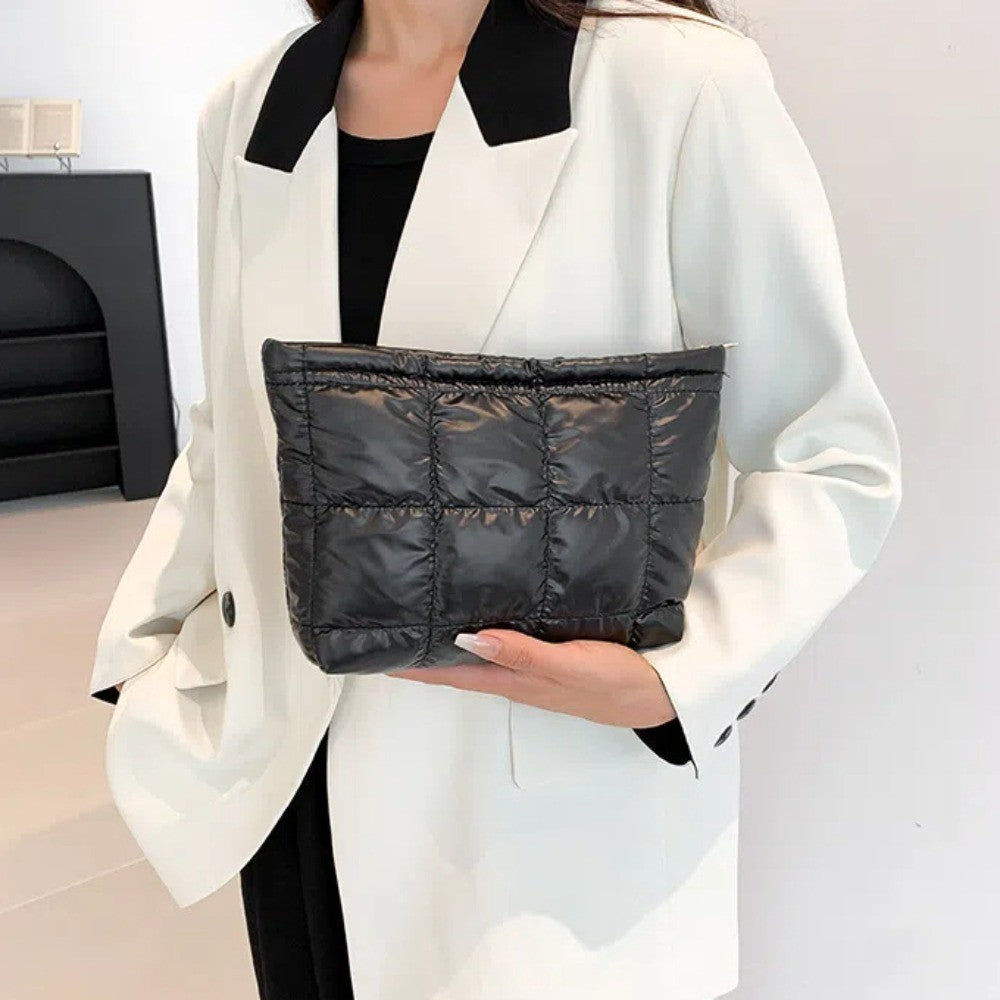 Cotton Filled Puffer Pouch Large Capacity PU Leather Puffer Padded Makeup Bag Sewn Korean Style Thick Plaid Clutch Bag Work