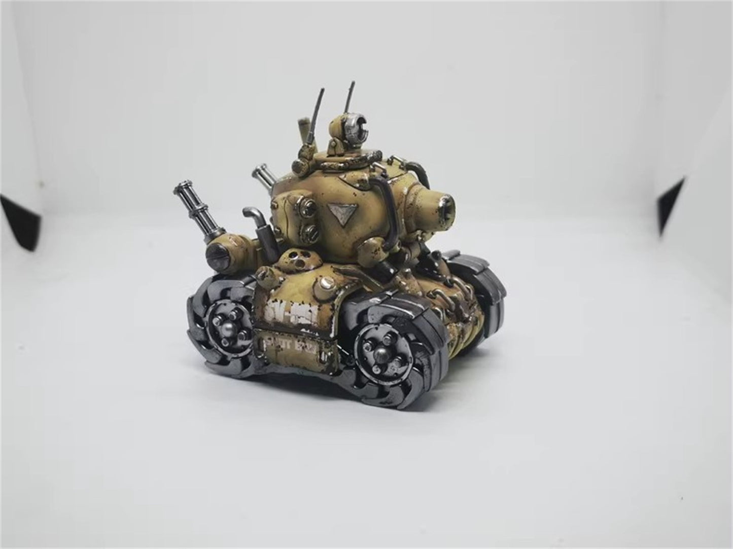 ?Concluir em 10 dias?Repintura Artesanal Modelo XIN SHI Metal Slug 3 Tanque de Caminhão Figura