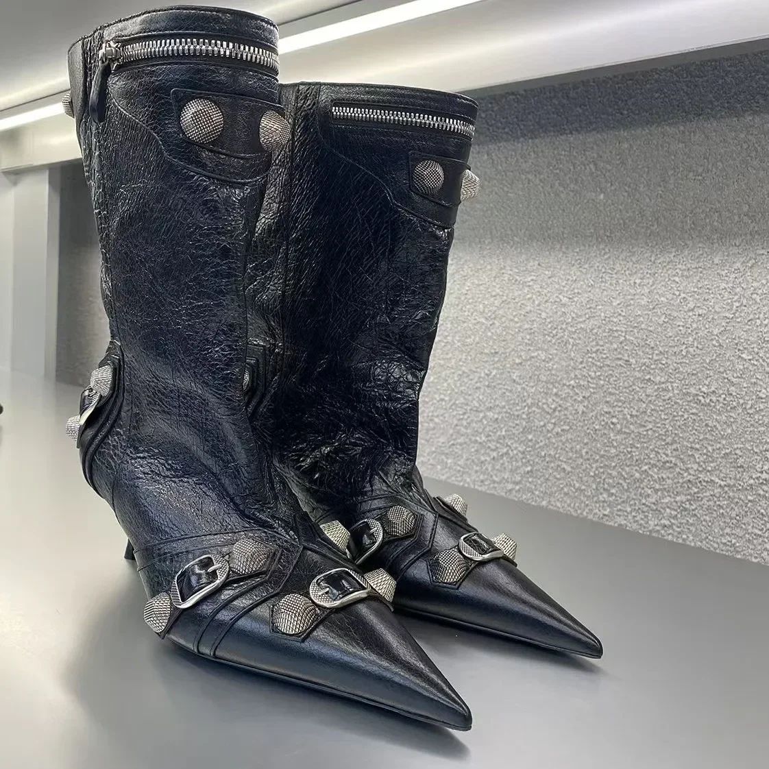 Women's Sexy Stiletto High Heels with Rivet Decoration, Wide Barrel Knee Length Boots, European and American Fashion Show Boots