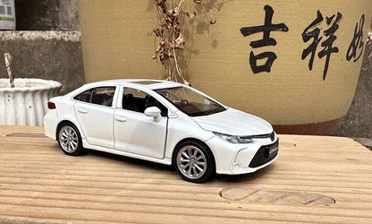 1:43 Corolla Liga Carro Modelo Diecasts & Veículos de Brinquedo Modelo de Escala Em Miniatura Para Crianças Coleção Enfeites Presentes de Aniversário