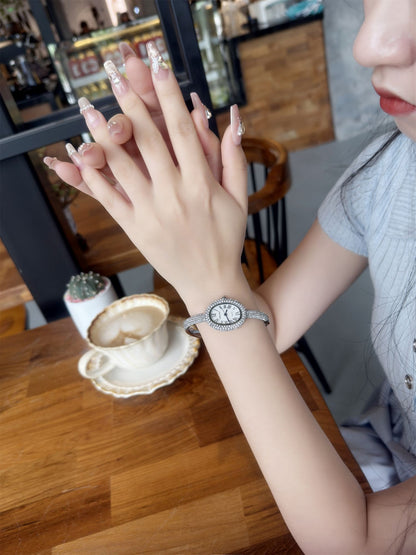 New Luxury Elegant ladies' Bracelet Wrist Watch Roman Numeral Inlaid Rhinestones Oval Waterproof Women's Quartz Watch Reloj