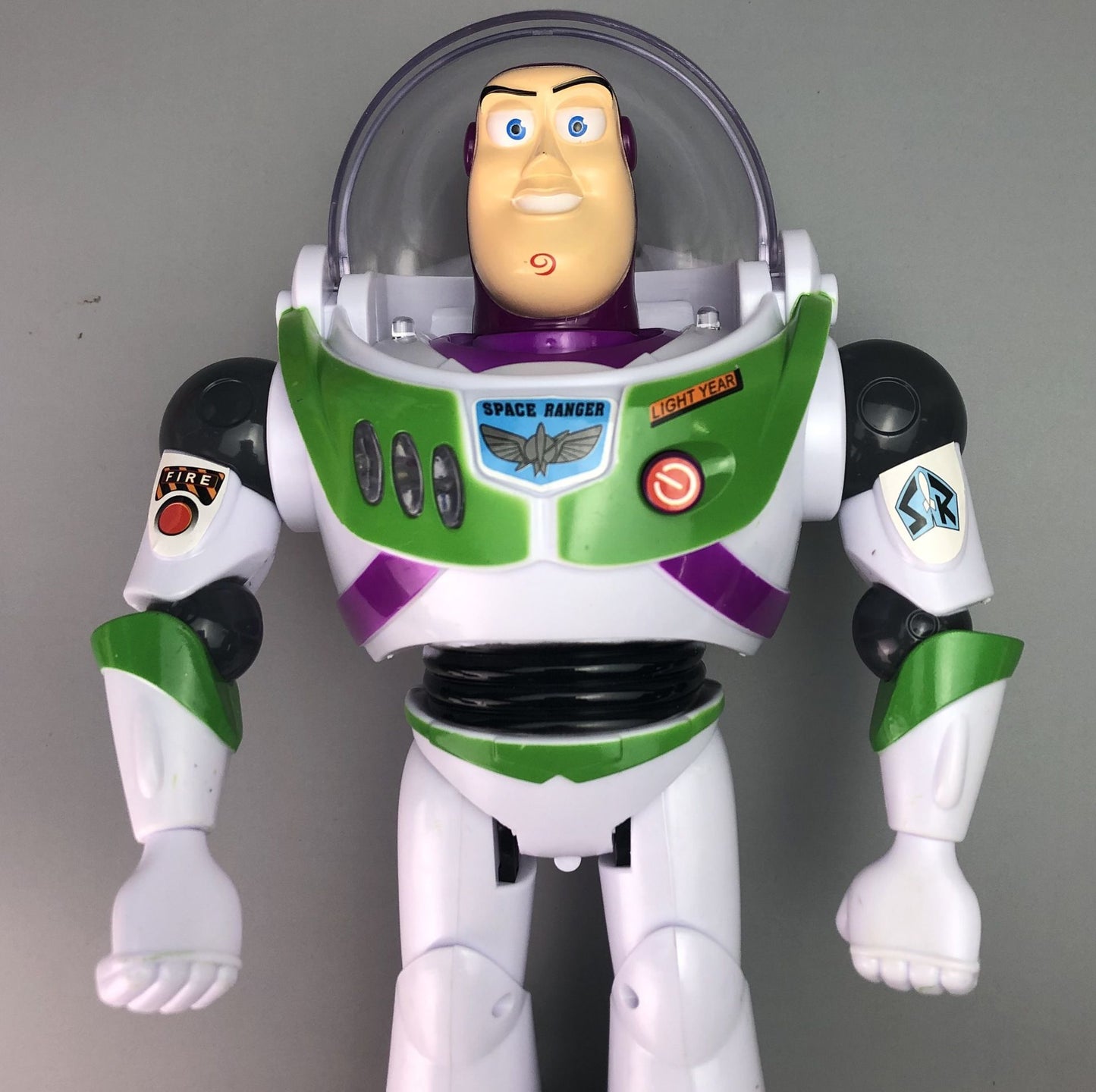 Boneco Articulado de 33cm do Buzz Lightyear de Toy Story 4 da Disney Pixar com Corpo de Pano, Fala e Edição Limitada para Coleção, Decoração e Presente