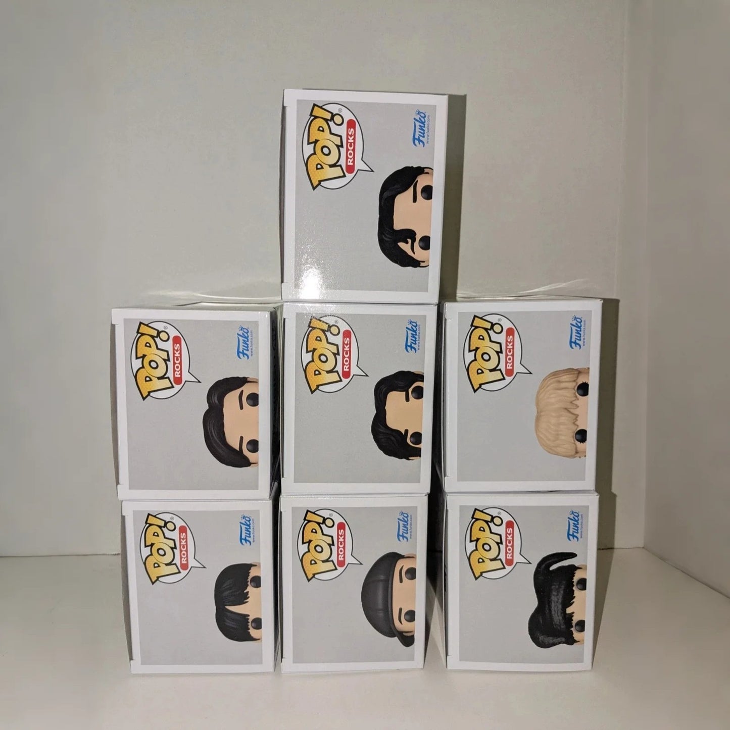 RM Jin Agust D J-Hope Jimin V Jung Kook FUNKO POP BTS Bonecos em Terno Colecionáveis Edição Limitada Decoração Brinquedo Presente