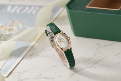Elegant and fashionable ladies watch simple smooth dial oval case ladies quartz watch