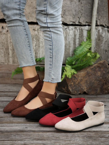 Flat Pointed Toe Flats for Women 2025 Spring New Beanie Shoes Shallow Mouth Elastic Strap Casual Women's Shoes