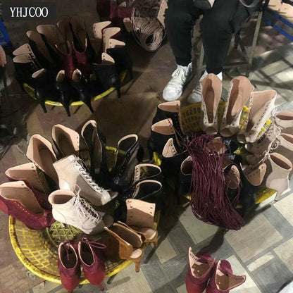 Novas Sandálias Femininas de Salto Alto Sexy Vazadas em Tela Tendência da Moda Verão Conforto Peep Toe Botas Stilettos Jazz Dance Tamanhos Grandes