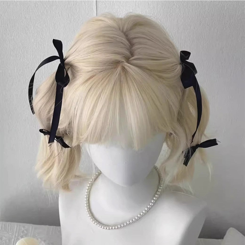 Peruca Sintética Lolita Curta Cacheada 12 Polegadas Doce E Adorável Dourado-Branco Natural Fofa Cabelo Ondulado Cosplay Peruca De Cabeça Cheia Para