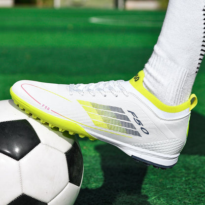 Men Professional Soccer Shoes Society Cleats Outdoor Football Shoes Society Cleats Grass Training Football Field Boots Sneaker
