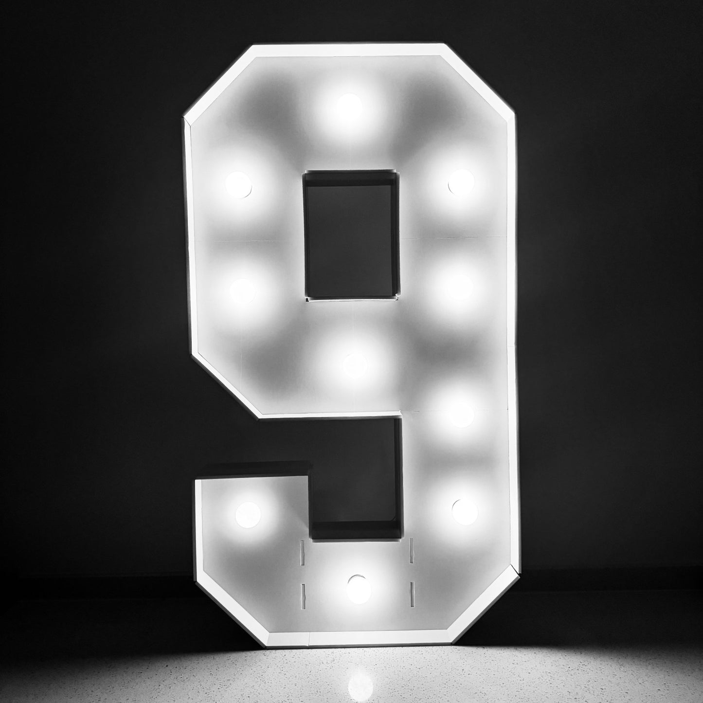 1/2 Pc 73cm/28.7inch Light Up Digital Marquee Frame White Lights KT Board Number 0-9 KT Board With Bracket Party Decorative
