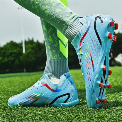 New Men Ultralight Soccer Shoes TF/FG Professional Football Boots Unisex Non-Slip Training Soccer Cleats Outdoor Field Chuteira