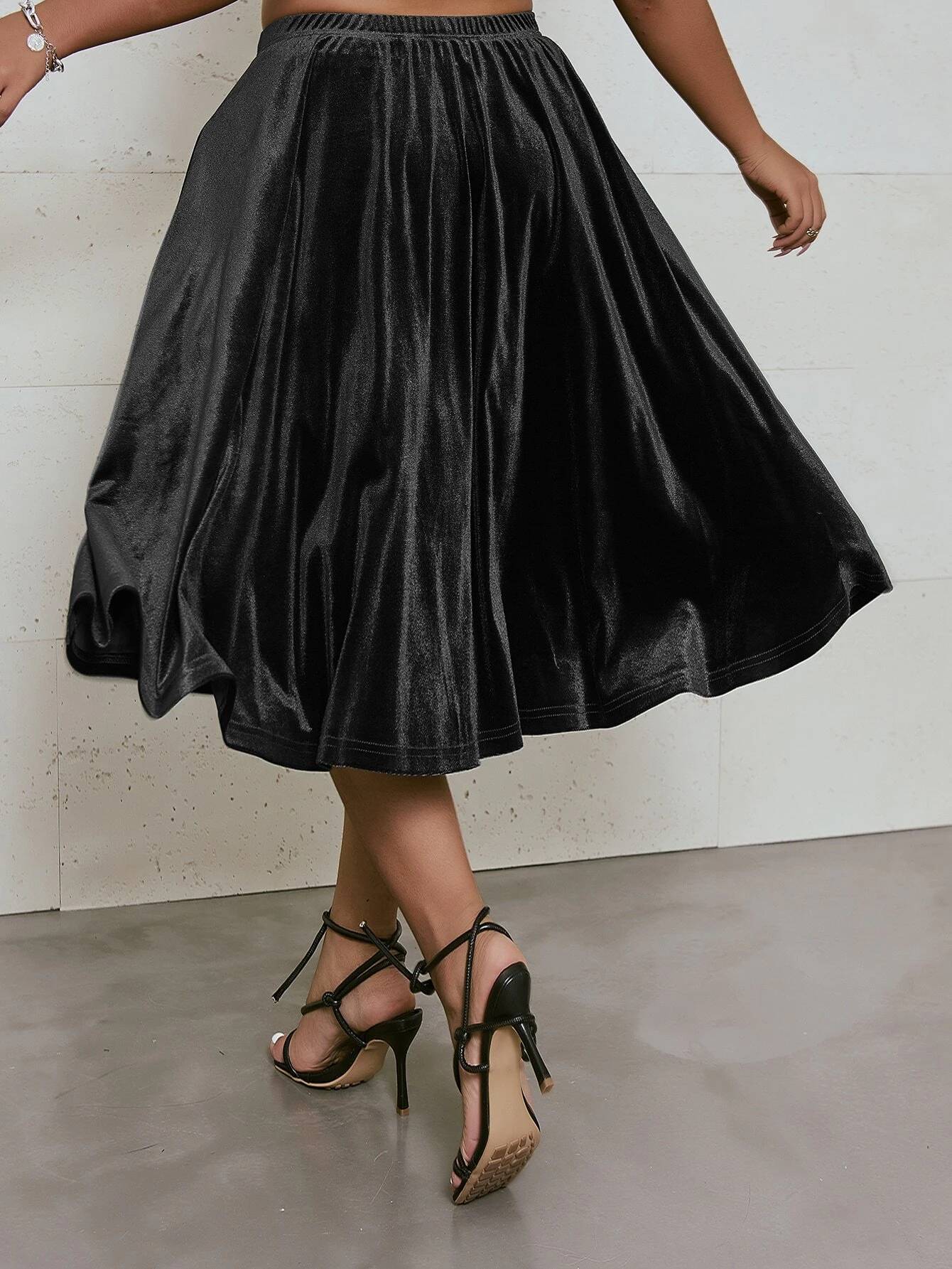 Plus Size High Elastic Waist Velvet Skirt Women Solid Black Spring Autumn Midi Party Skirt A-line Flare Skirt Large Size 6XL 7XL