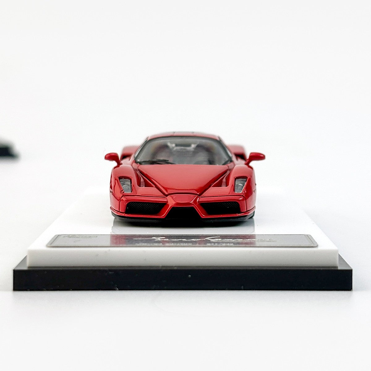 Rei Modelo 1:64 Edição Enzo Figura Simulação Liga Abre-Tampa Miniatura Die-Cast Carro Modelo Personalizado Brinquedos Presente Ornamento Colecionável