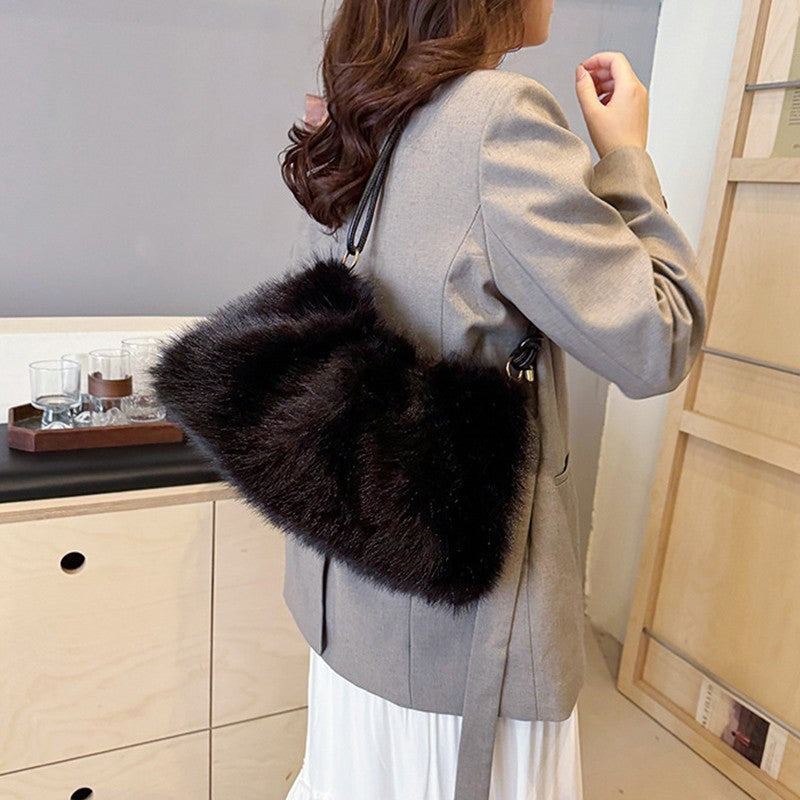Fashion Luxury Faux Rabbit Fur Plush Shoulder Bag High-End Women's Tote Handbag for Stylish Gift Sending