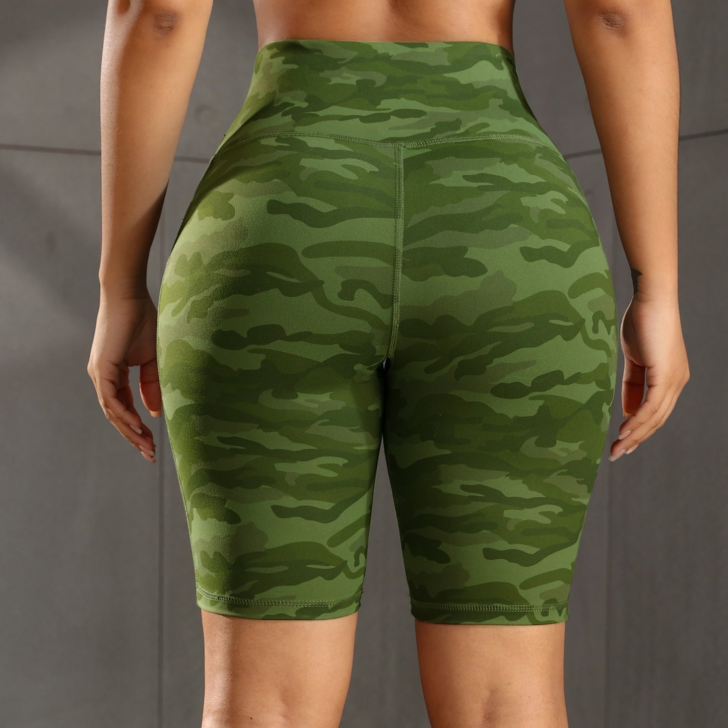 CHRLEISURE Women Solid Yoga Shorts with 3 Pockets High Waist Butt Lifting Workout Tights Gym Elastic Cycling Shorts Activewear