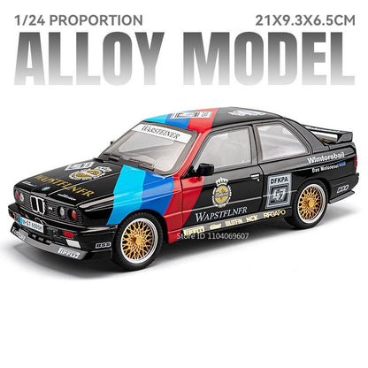 1:24 M3 Modelo Miniatura Carros de Brinquedo Liga Fundido Som Luz Porta Aberta Puxar Para Trás Absorção de Choque Modelos de Enfeite para Presentes Infantis