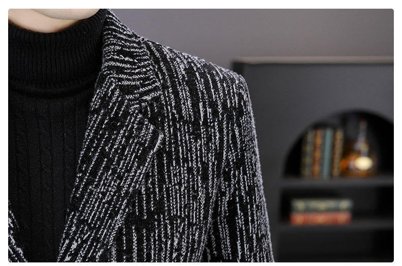 Men's Mid-Length Wool Overcoat - Heavy Blend Winter Trench Coat for Modern Style Wool Overcoat