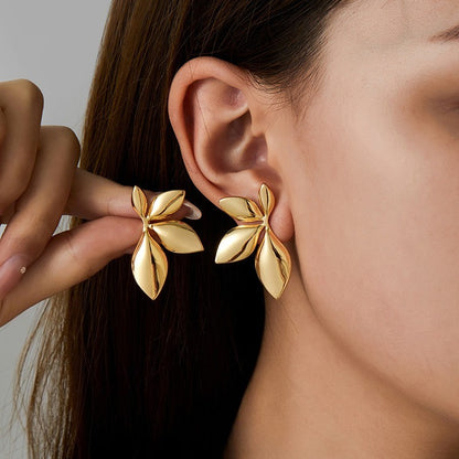 Brincos de pino em forma de folha de aço inoxidável para mulheres e meninas joias da moda da moda de alta qualidade elegantes e delicadas ideias de presente