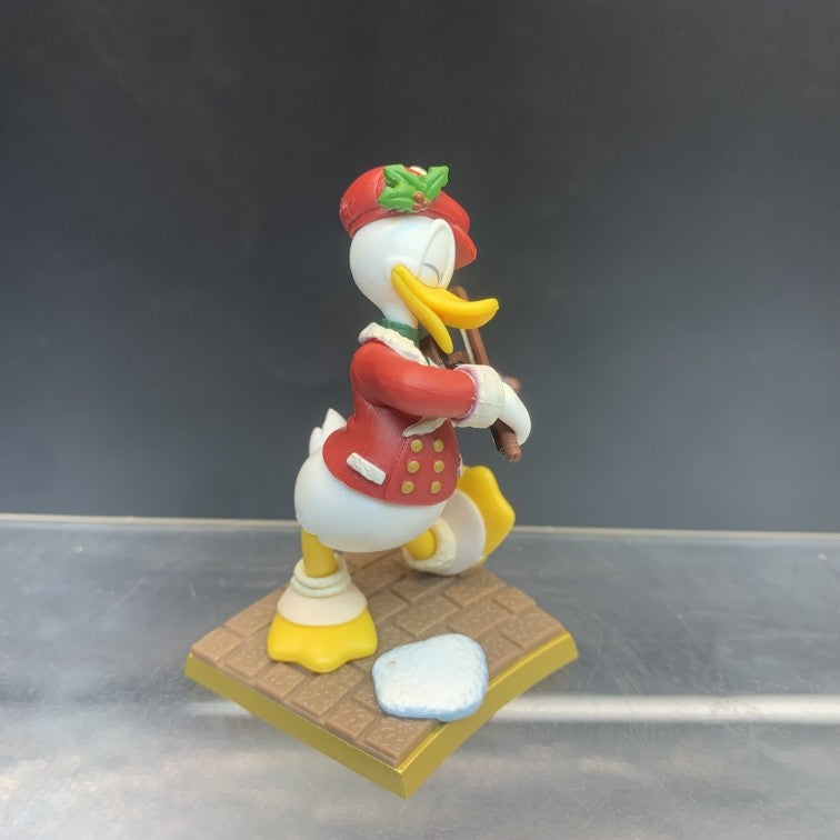 Nova Oferta Brinquedos Periféricos de Natal Limitados da Disney Kawaii Mickey Minnie Estatuetas Coleção Modelo Decoração de Mesa Presentes de Natal