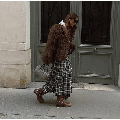 Fashion Solid Plush Faux Fur Coat Women Elegant Warm Long Sleeves Loose Jacket 2025 Lady Winter Chic High Street Outerwear ?