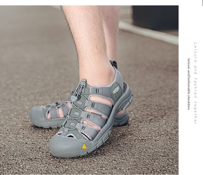 2025 Summer Men's Sandals Thick soled Baotou beach shoes Outdoor oversized casual Shoes Male lightweight hollow sandals Homme