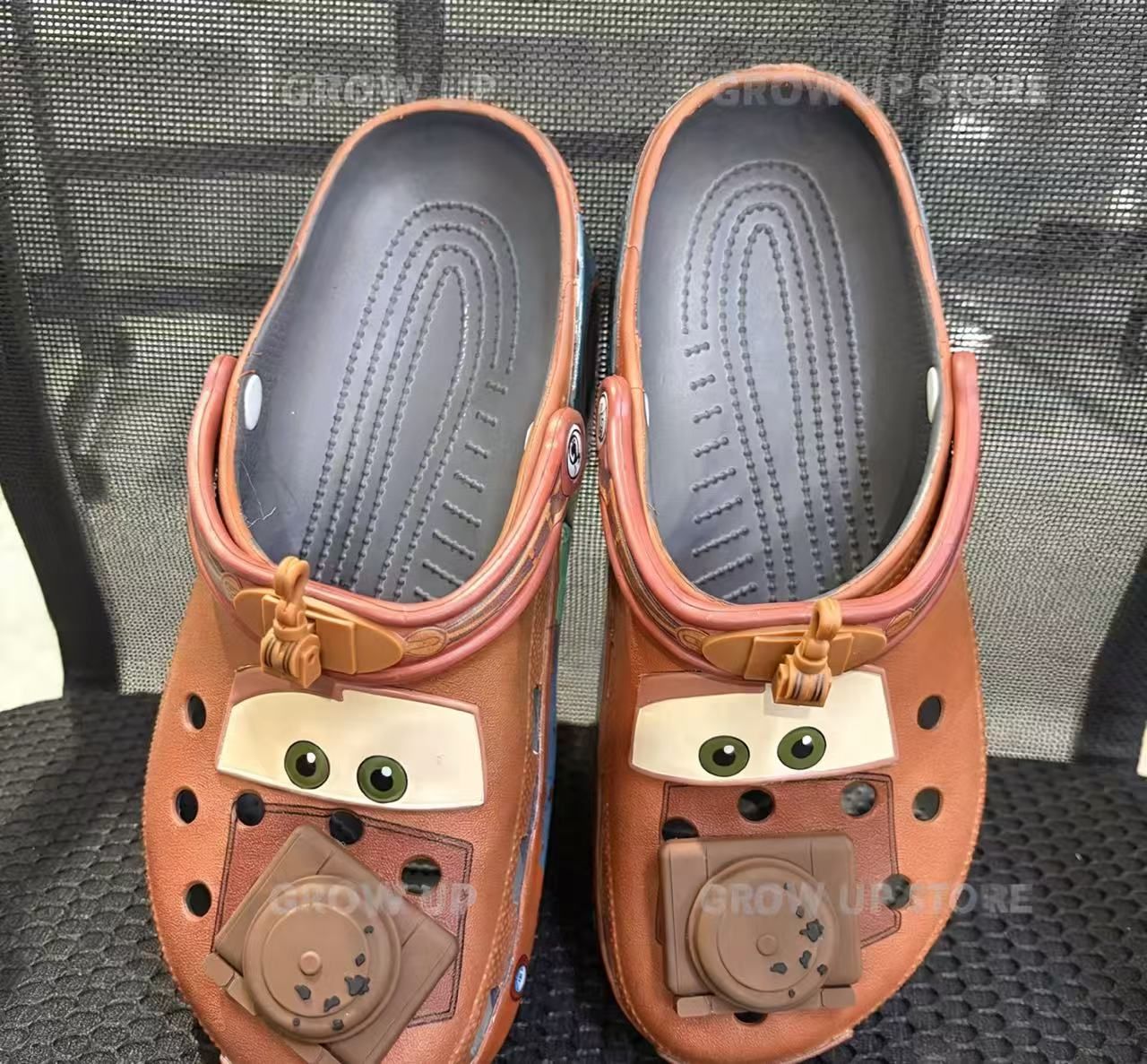 Chinelo Sólido de Desenho Animado Hot Anime Disney McQueens Pixar Impermeável Sandálias Casuais Respiráveis Sapatos Eva com Tira no Tornozelo Presentes
