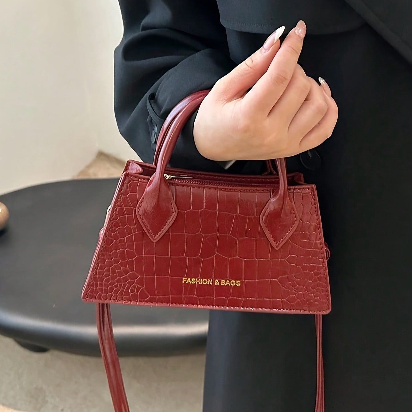 2025 Stylish Handbag - Elegant crossbody bag, Simple and fashionable crossbody bag, Small square handbag