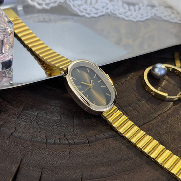 New Golden Retro Fashion Elliptical Quartz Watch Ladies Steel Strap Gold Watch Stylish Niche Timepiece