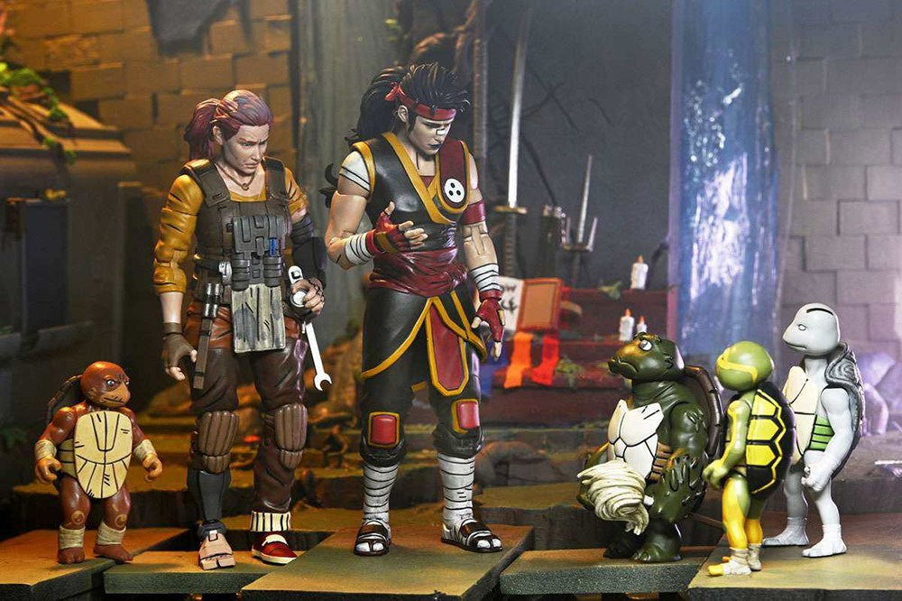 NECA 54409 Tartarugas Ninja Casey Marie com Bebê Odyn e Uno The Last Ronin The Lost Years
